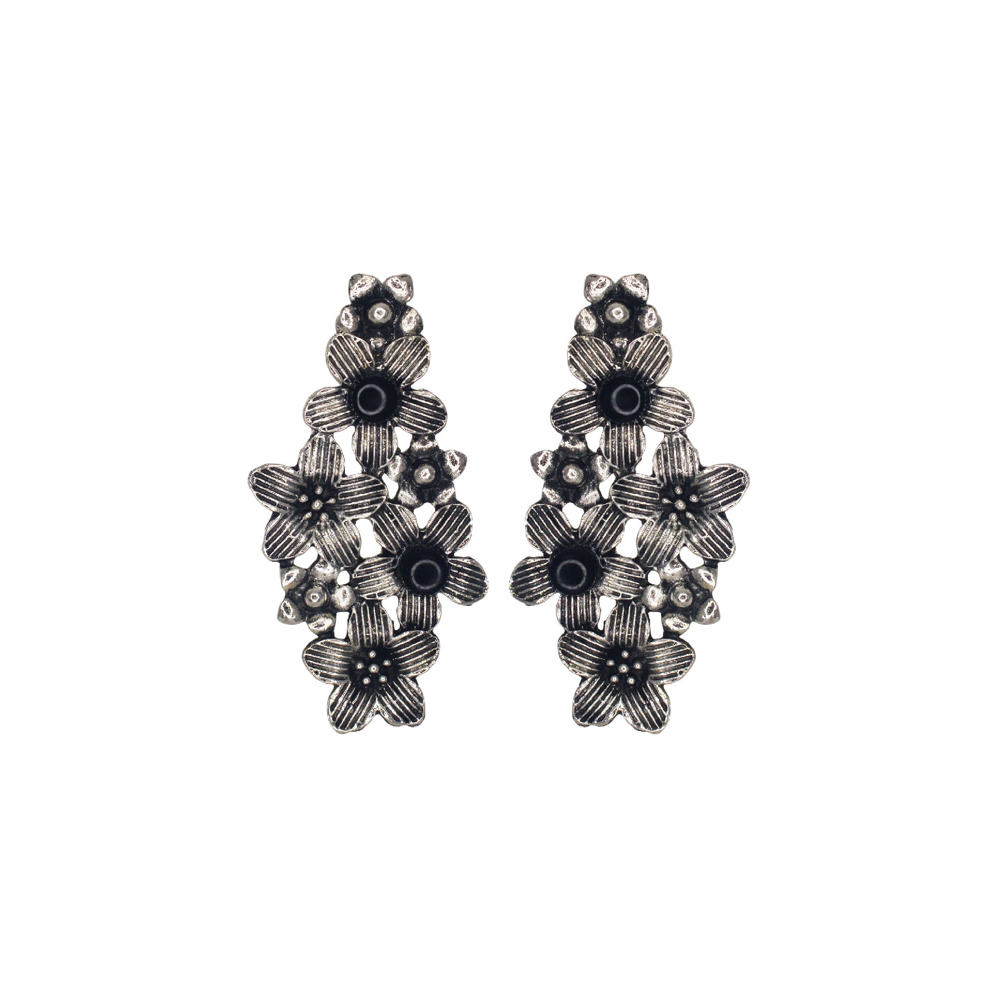 Abhinn Silver Oxidised Black Floral Design Hasli Necklace Set For Women